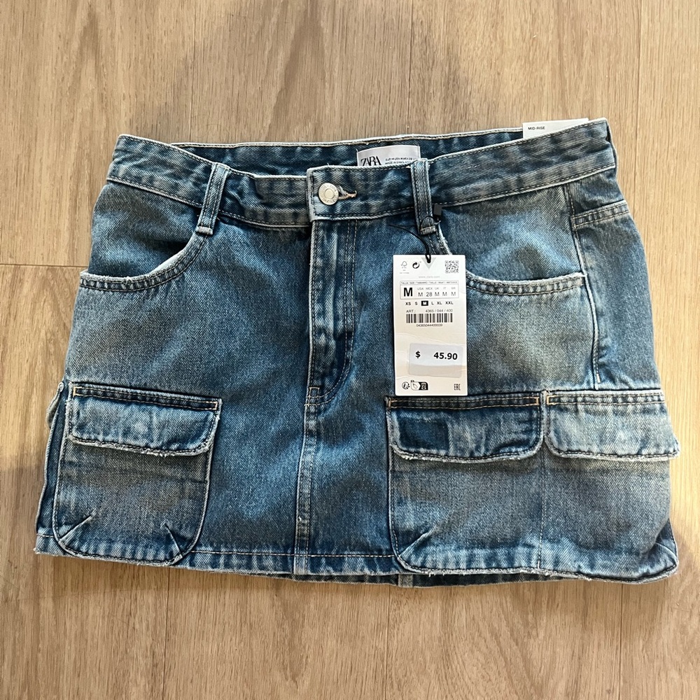NWT Zara Denim Cargo Mini Skirt Size M/28
